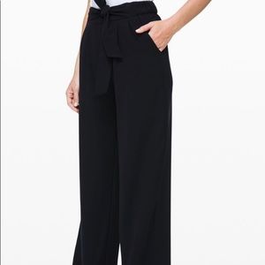 Lululemon Noir Pant